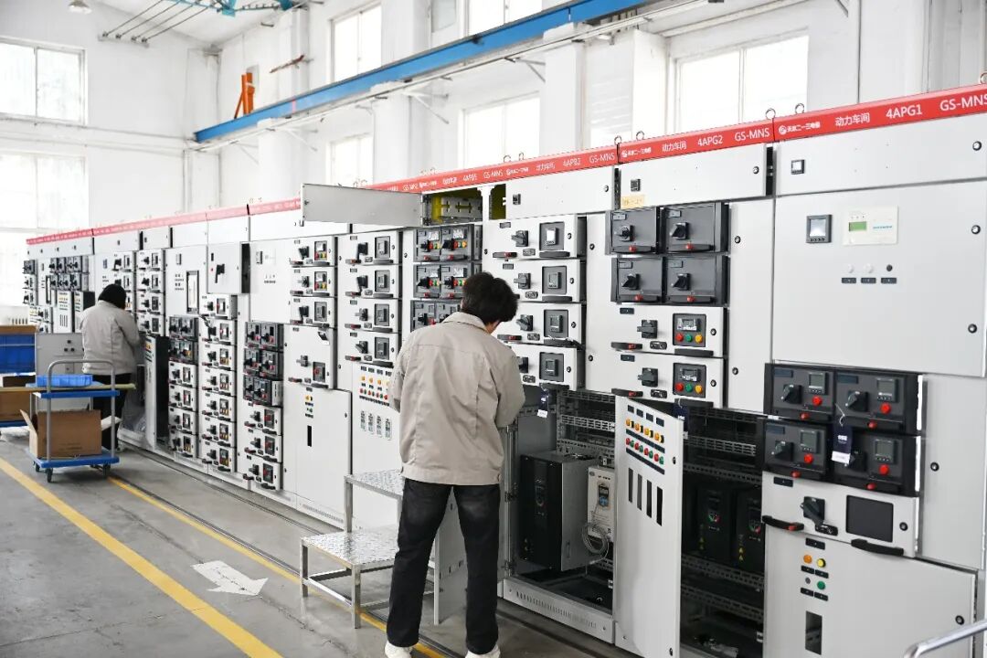 ff8080819c93494250019ca311758633d4 图片